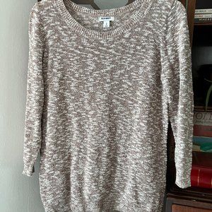 Old Navy Size Medium Nutmeg/White Sweater